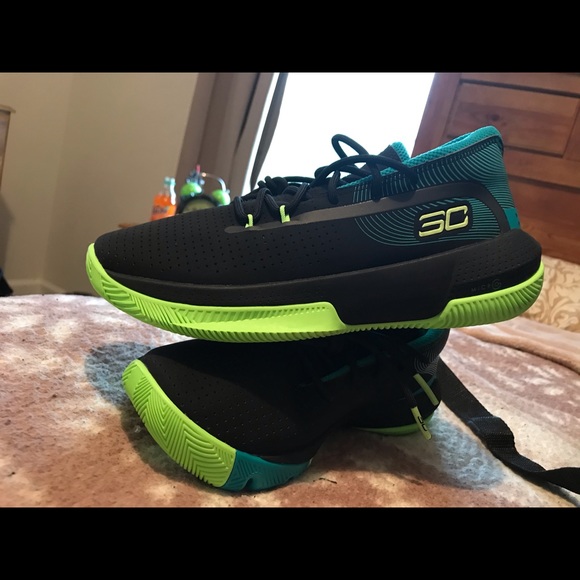 Curry Gs sc 3ZERO III - Picture 3 of 6